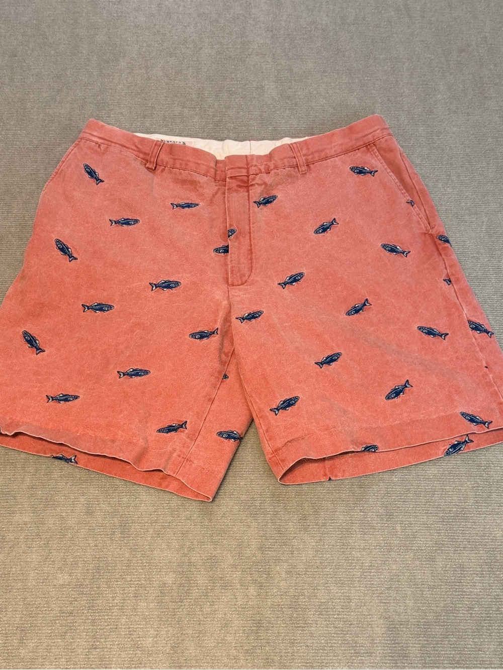 Murray’s Nantucket Reds Fish Embroidered Shorts 38 Coastal Prep
